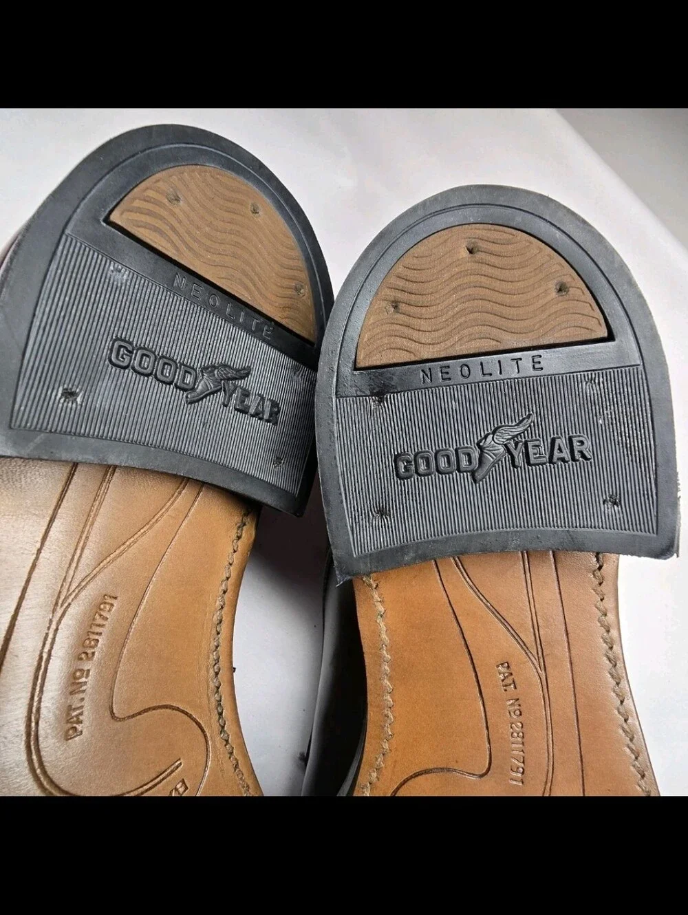 Dunham's Executives Balance Tread Brown Leather Dress Shoe Size 9 See Notes